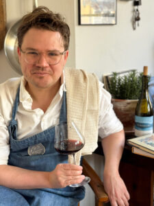 Författarbild: Christoffer Holst Fotograf Johan Bandholzt