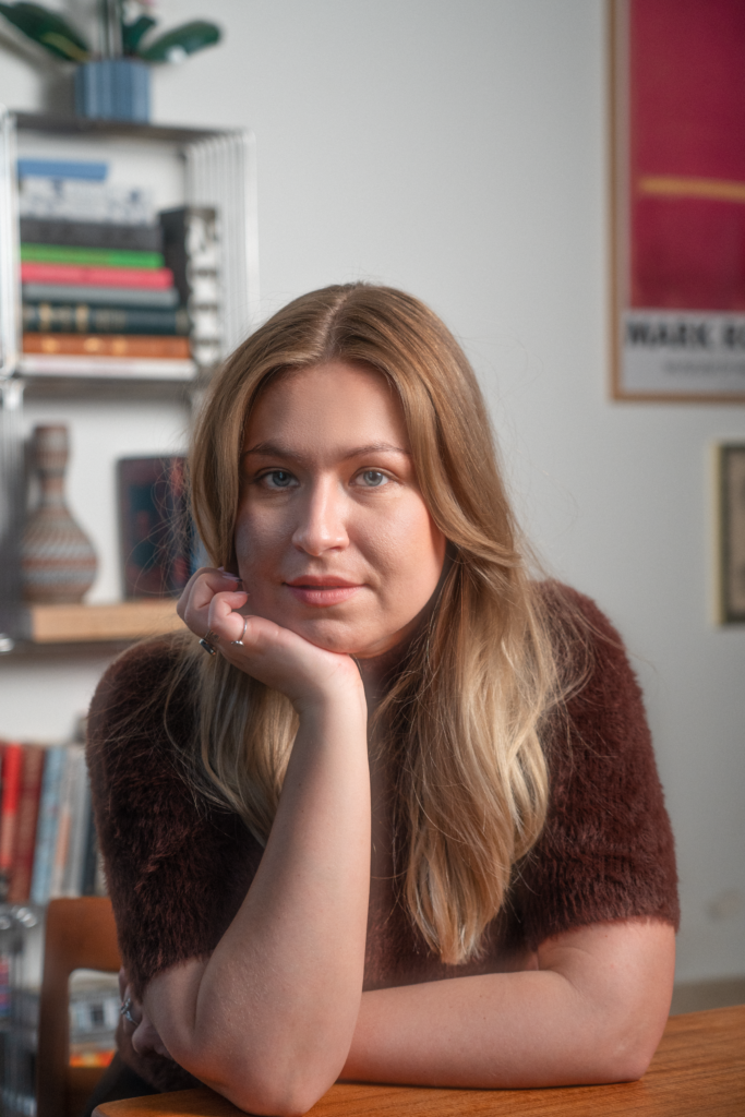 Författarbild: Elin Randin. Fotograf: Max Olsson