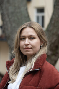 Författarbild: Elin Randin. Fotograf: Max Olsson